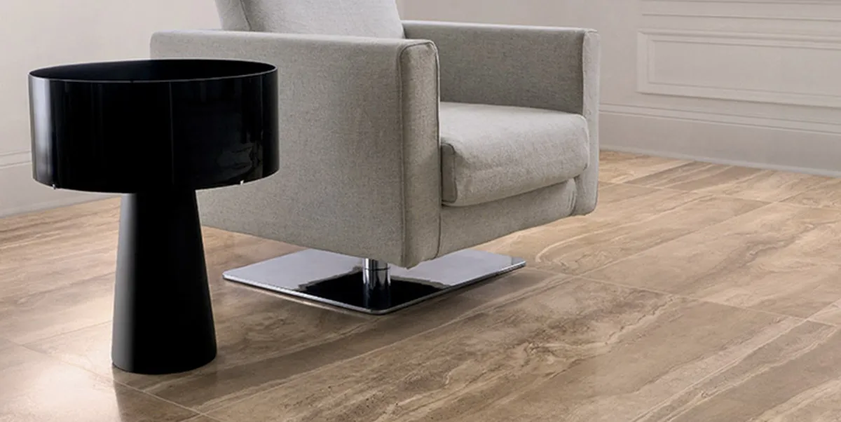 Stone imitation for cladding and paving