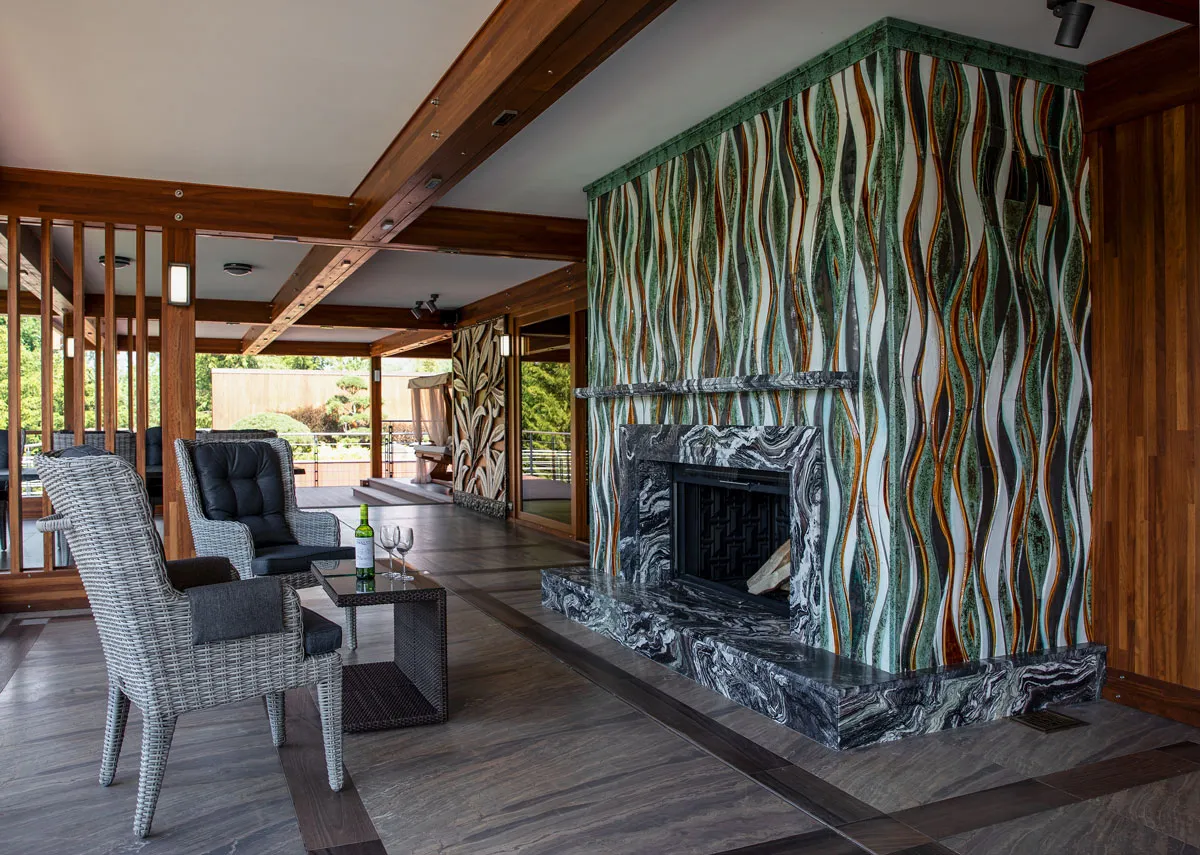 Ceramic in the exterior