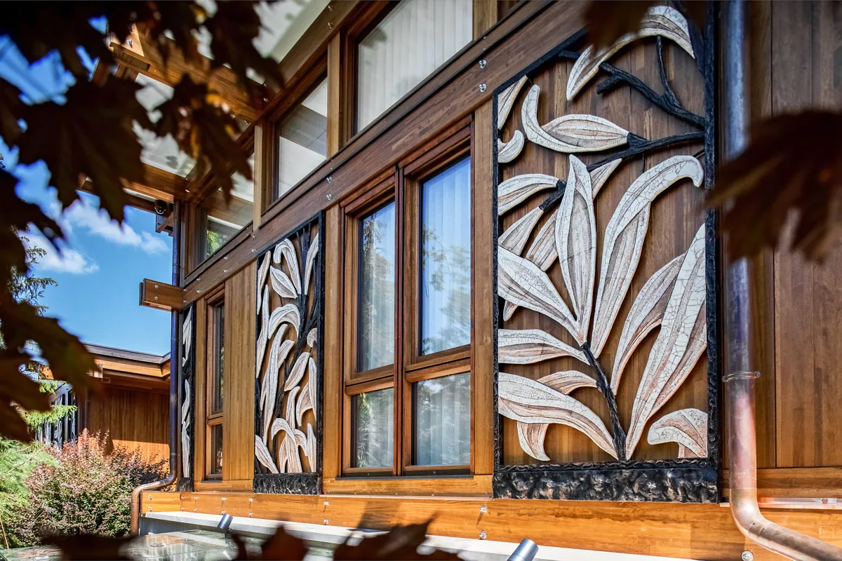 Ceramic in the exterior