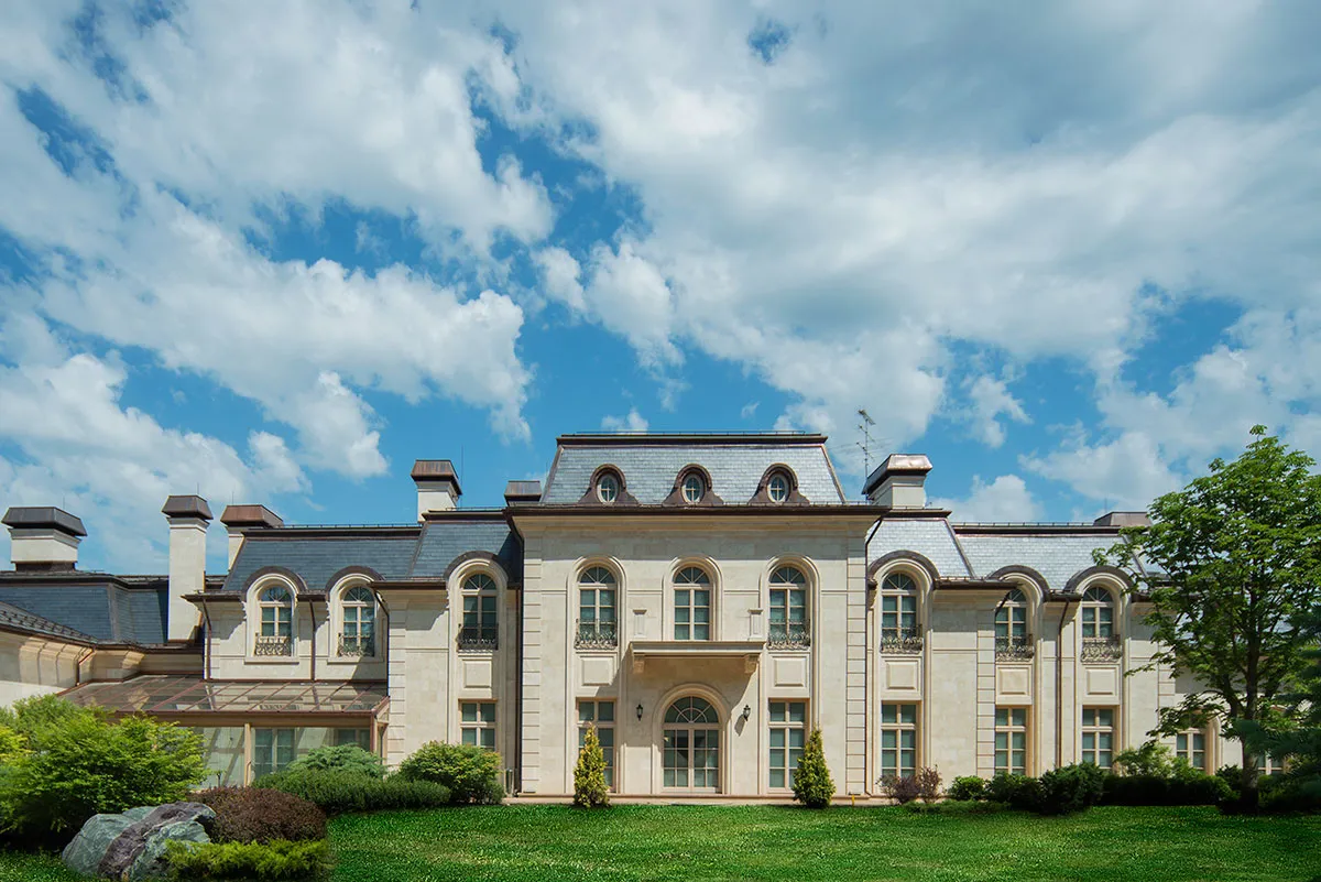 Частная резиденция, "Бенилюкс"