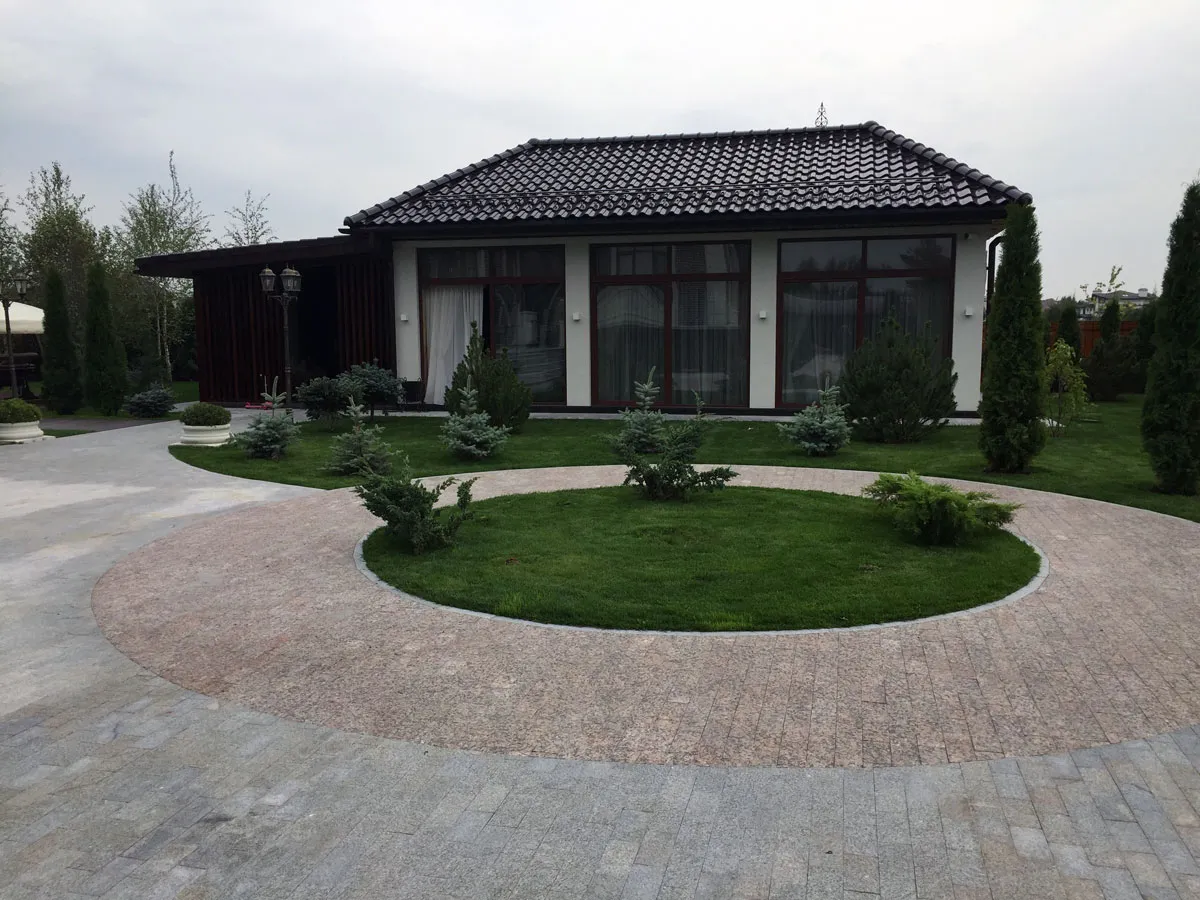 Private residence, "Millenium"