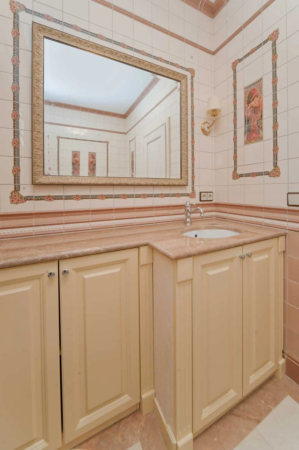 Private apartment, "Tsvetnoy bulevard"