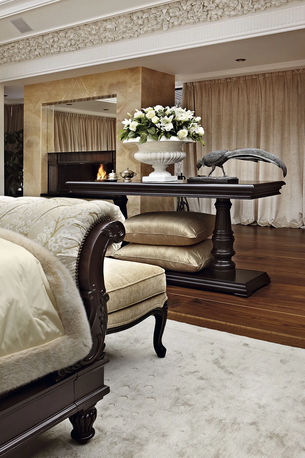 Частные апартаменты, "Мир"