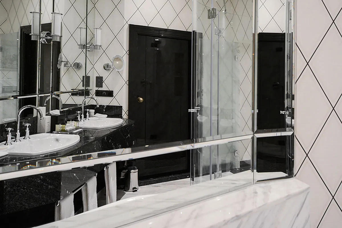 Отель "Balchug Kempinski" (Балчуг Кемпински) 