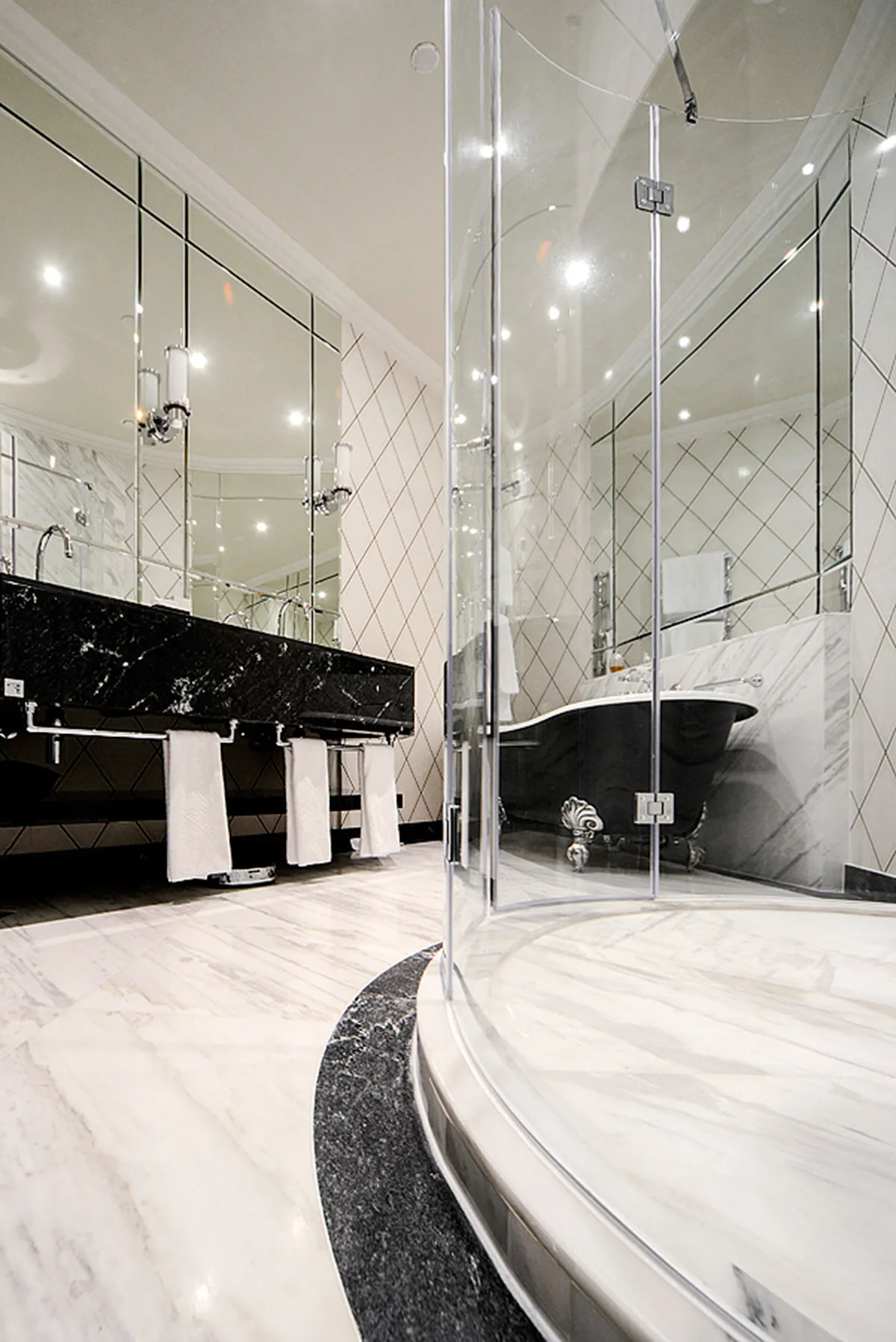 Отель "Balchug Kempinski" (Балчуг Кемпински) 