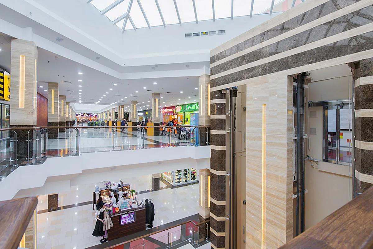 TC "Prazhskiy Passazh"